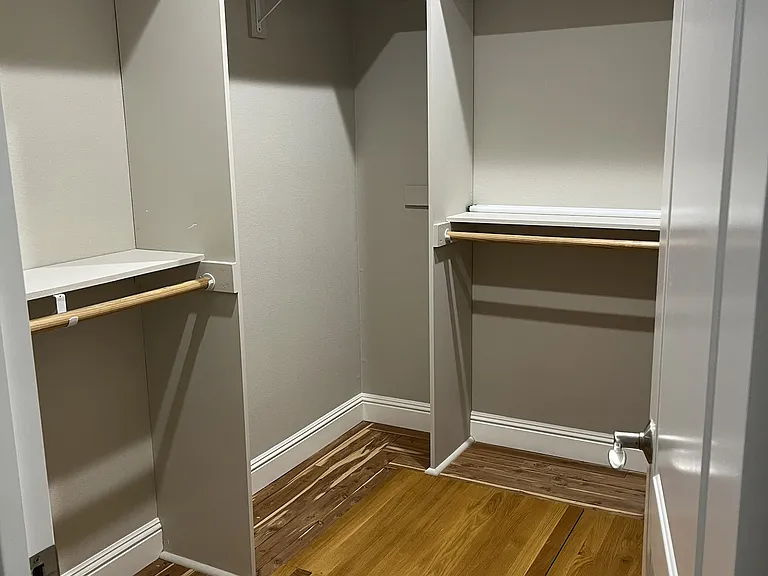 1078 Byerley Ave — Photo 24