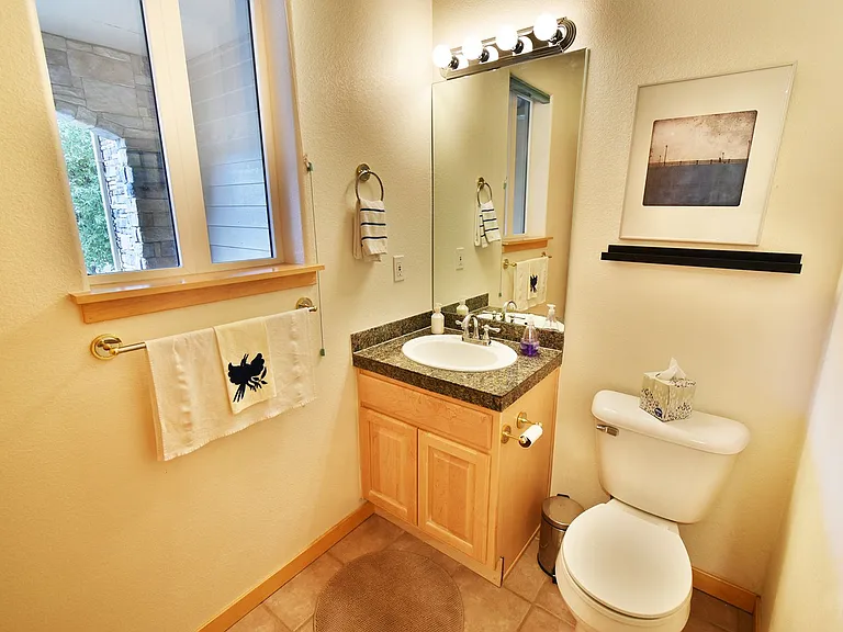 172 Robin Dr — Photo 32