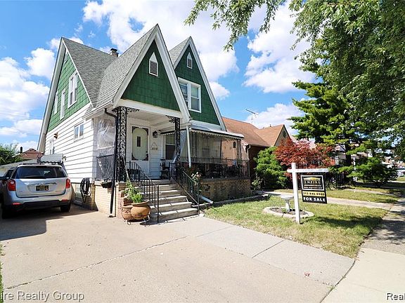 3rd image of 6019 Maple St