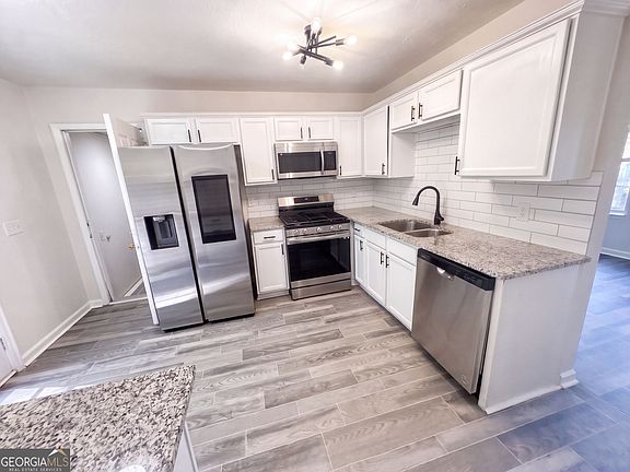 2nd image of 4389 Southvale Dr