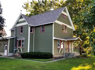 950 Penfield St, Beecher, IL 60401