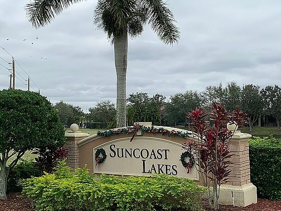 Entry Into Suncoast Lakes
