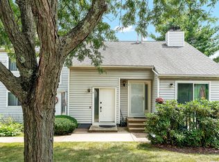 2 Morningview Dr UNIT 2, Cromwell, CT 06416