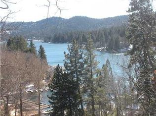 27604 W Shore Rd, Lake Arrowhead, CA 92352