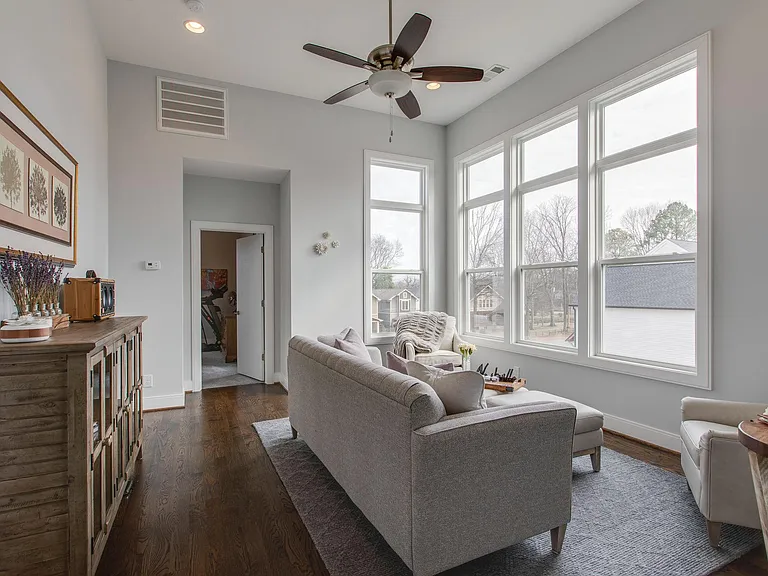 2815B W Kirkwood Ave — Photo 32