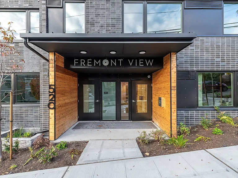 Fremont View: Modern Classic Collection — Photo 76