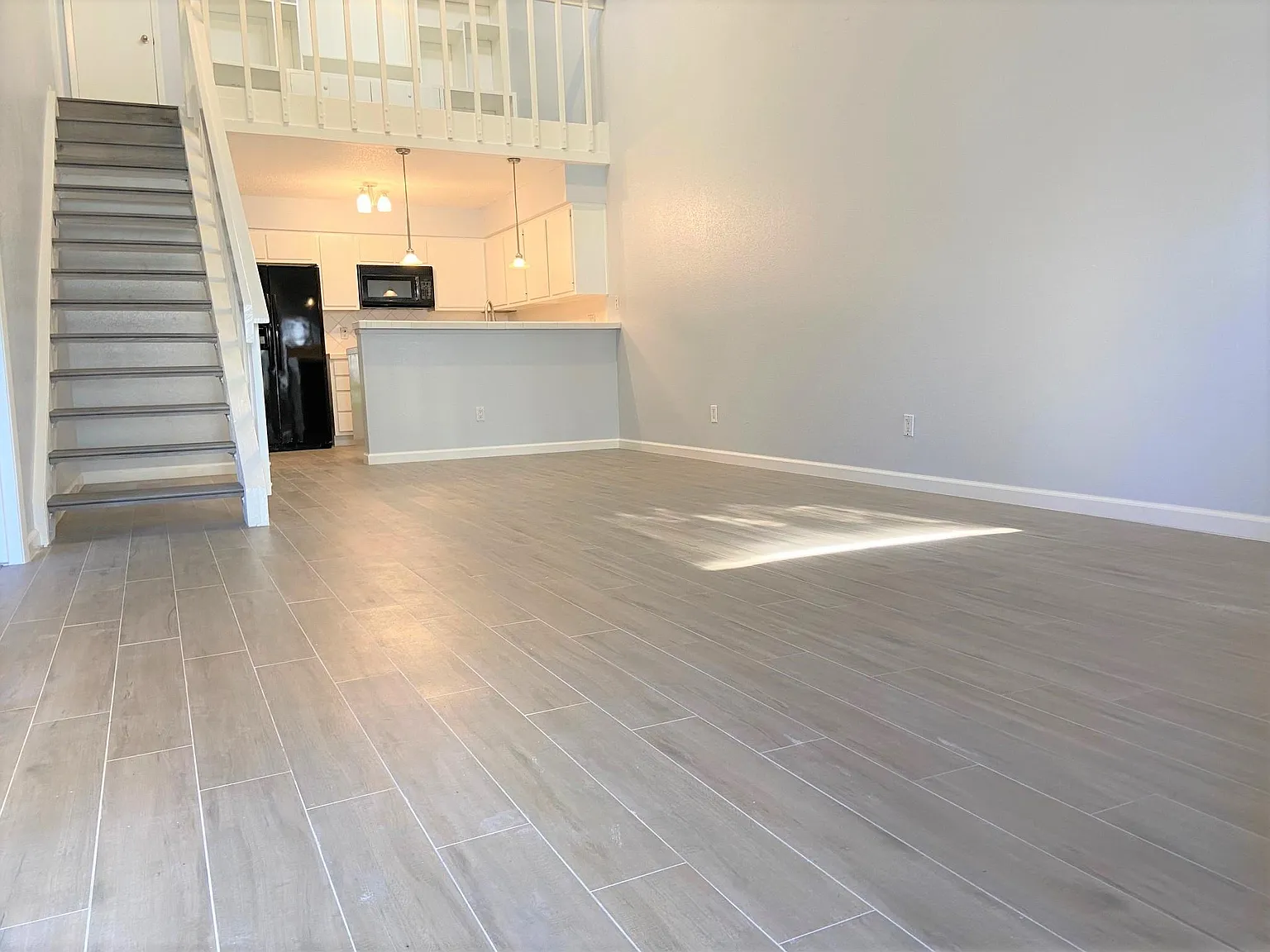 2 bed, 2.0 bath, 1188 sqft, $1,500 — Photo 2