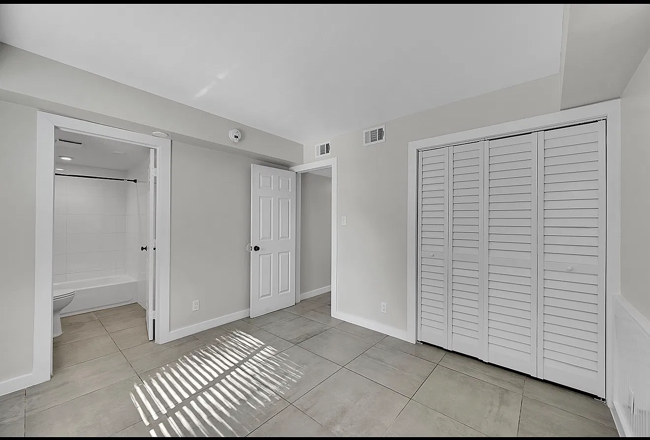 2 bed, 1400 sqft, $2,400 — Photo 3