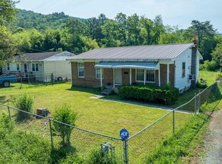 138 Woodlawn St, White Sulphur Springs, WV 24986