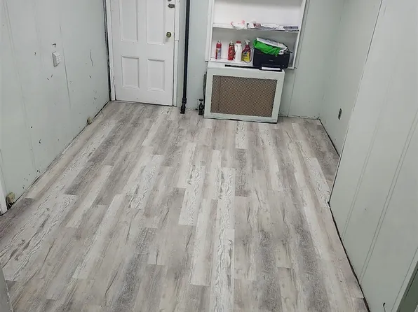 2767 Kennedy Boulevard image 2 of 6