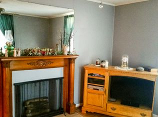 305 E North St, Winchester, IN 47394
