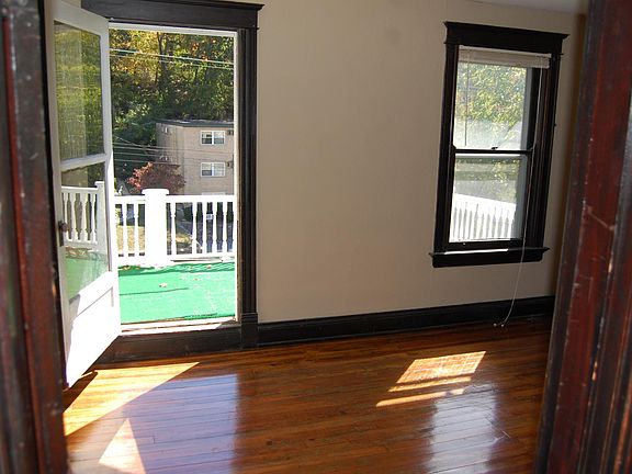 5th image of 789 Delta Ave