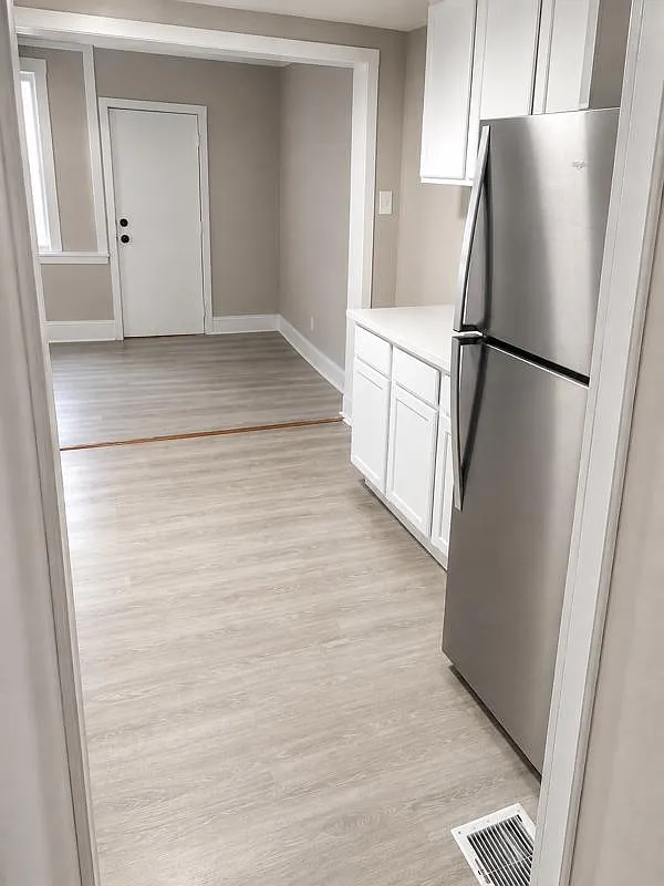 2 bed, 1.5 bath, 10015 sqft, $763 — Photo 3