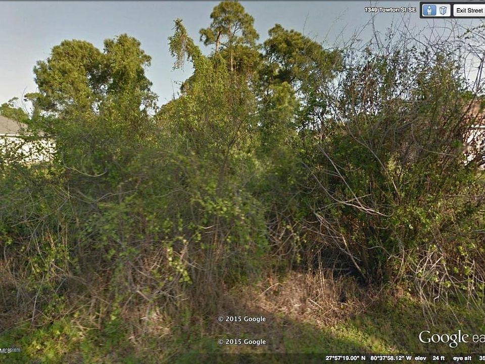 2nd image of 1349 Towton St SE