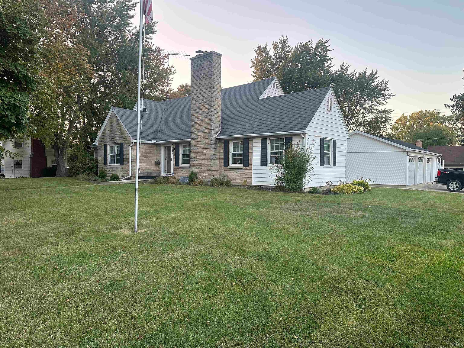 125 E North D St, Gas City, IN 46933 Zillow