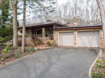 16 Wyandanch Boulevard, Smithtown, NY, 11787