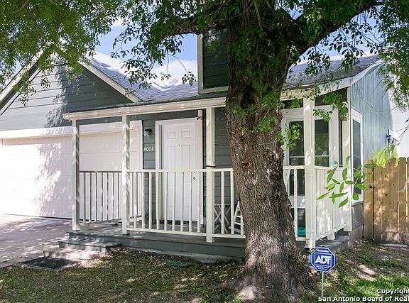 5th image of 4006 Sun Harbour Dr