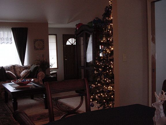 Formal Dining to Living 