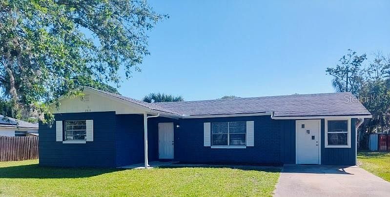 1st image of 2315 Queen Palm Dr