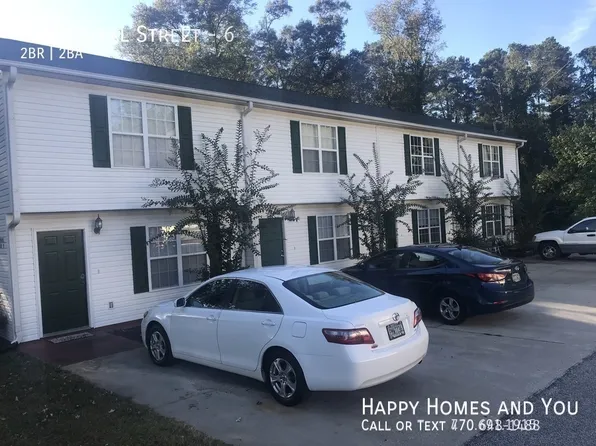 55 Stovall St #6, Sharpsburg, GA 30277