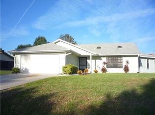 1698 Shakespeare St, Sebastian, FL 32958