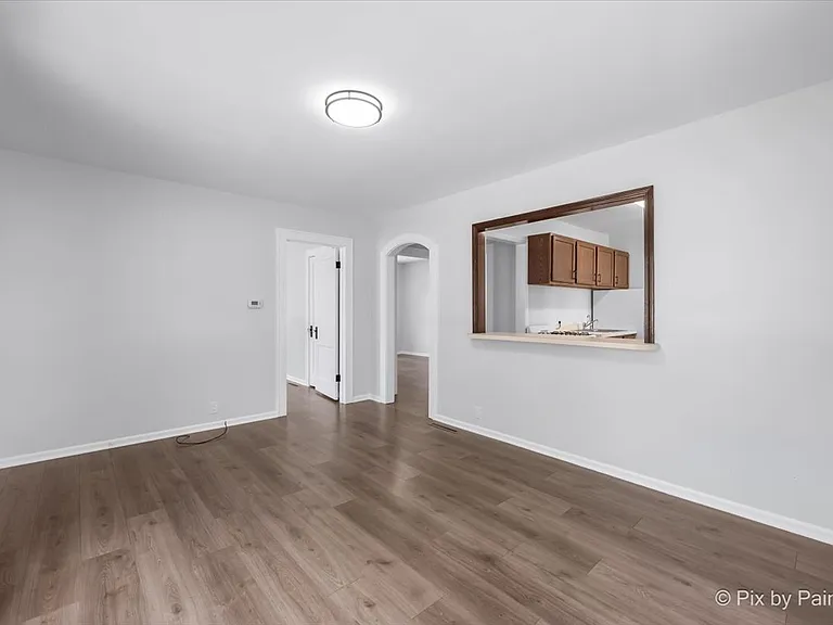 23570 N Field Rd — Photo 4