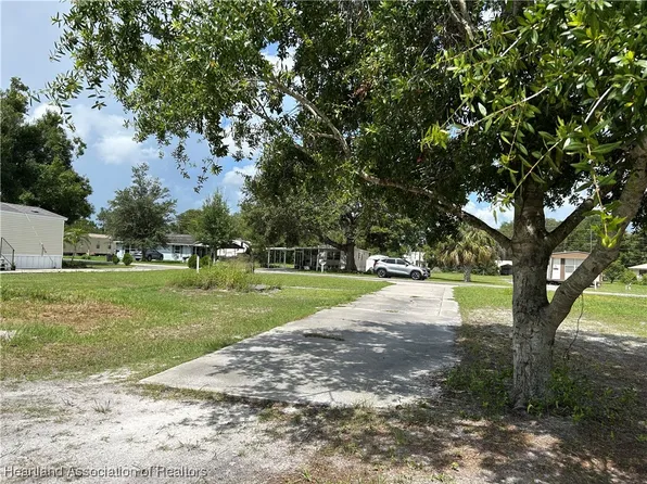 2919 Oak Hill Park, Wauchula, FL 33873