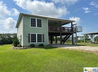 724 Swan Point Marina Rd, Seadrift, TX 77983