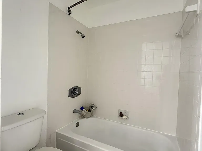 11201 Lynbrook Dr #3822 — Photo 23