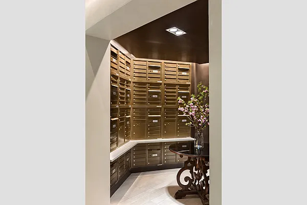 Sold by Stribling | media 18