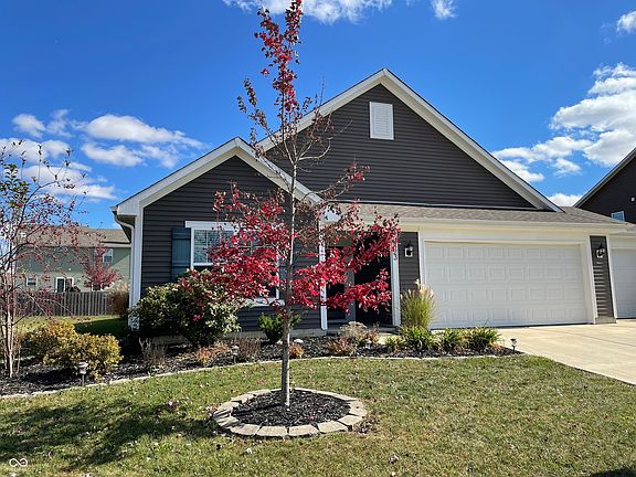 2nd image of 823 Bobtail Dr
