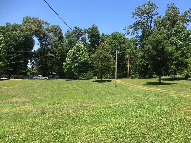 1st image of 189 Leroy Ln