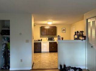 73B Manchester St APT 3, Leominster, MA 01453