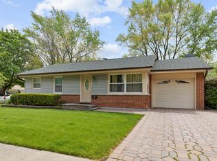 735 Elma Ave, Elgin, IL 60120