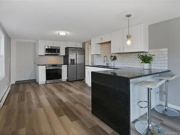 176 Jepson Lane, Meriden, CT 06451