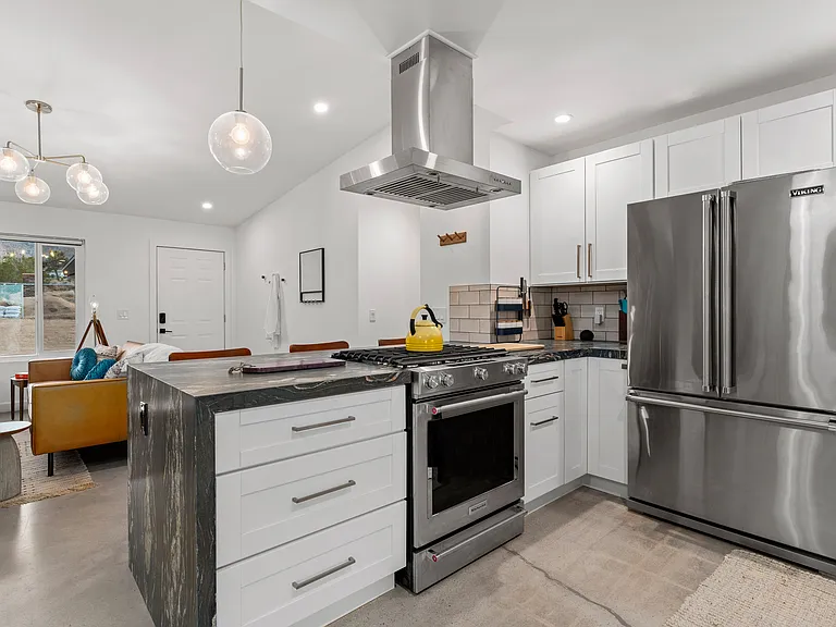 60432 Natoma Trl — Photo 11