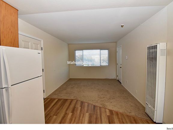 3rd image of 407 4th St APT D
