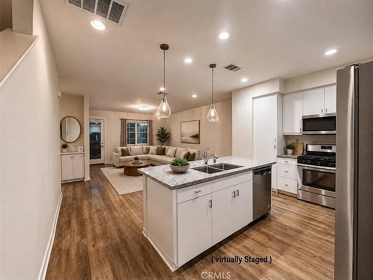 2710 Valor Ln — Photo 5
