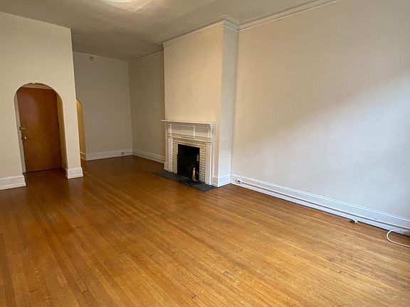 3rd image of 1527 Pine St #2