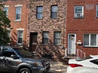 1027 Fernon St, Philadelphia, PA 19148
