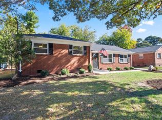 81 Longwood Dr, Hampton, VA 23669