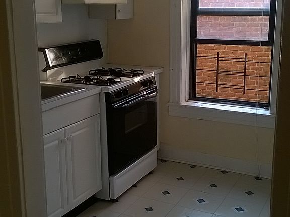 4th image of 8352 Talbot St APT 3C