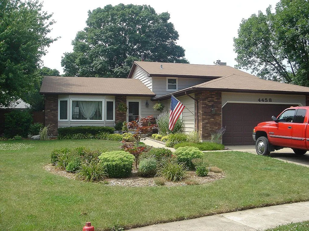 4458 Raven Ct photo 1