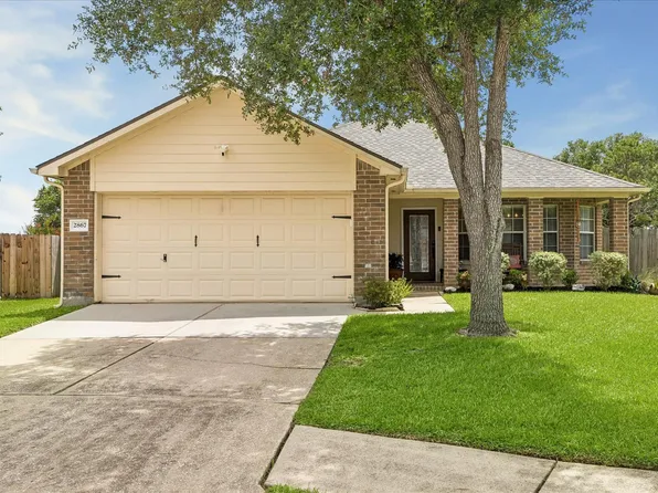 2867 Misty Bay Dr, Dickinson, TX 77539