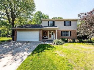 2938 Martin Ct, Midland, MI 48640