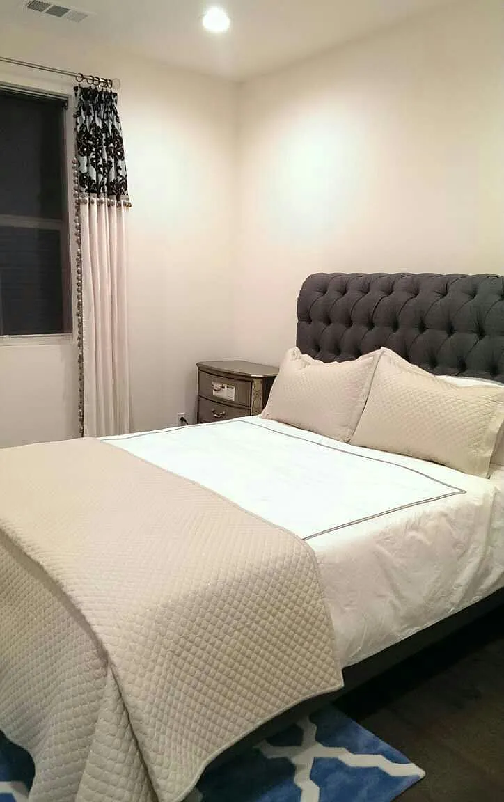 1 bed, 328 sqft, $1,299 — Photo 2
