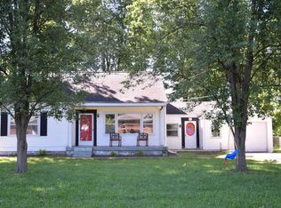 1218 Krupp Park Dr, Louisville, KY 40213