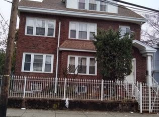90-92 Leslie St, Newark, NJ 07108