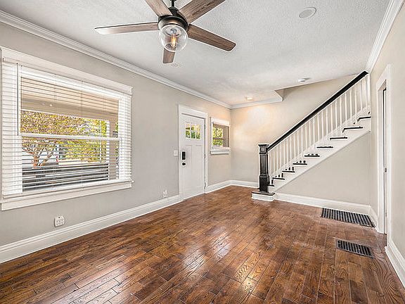 5th image of 4511 Tracy Ave