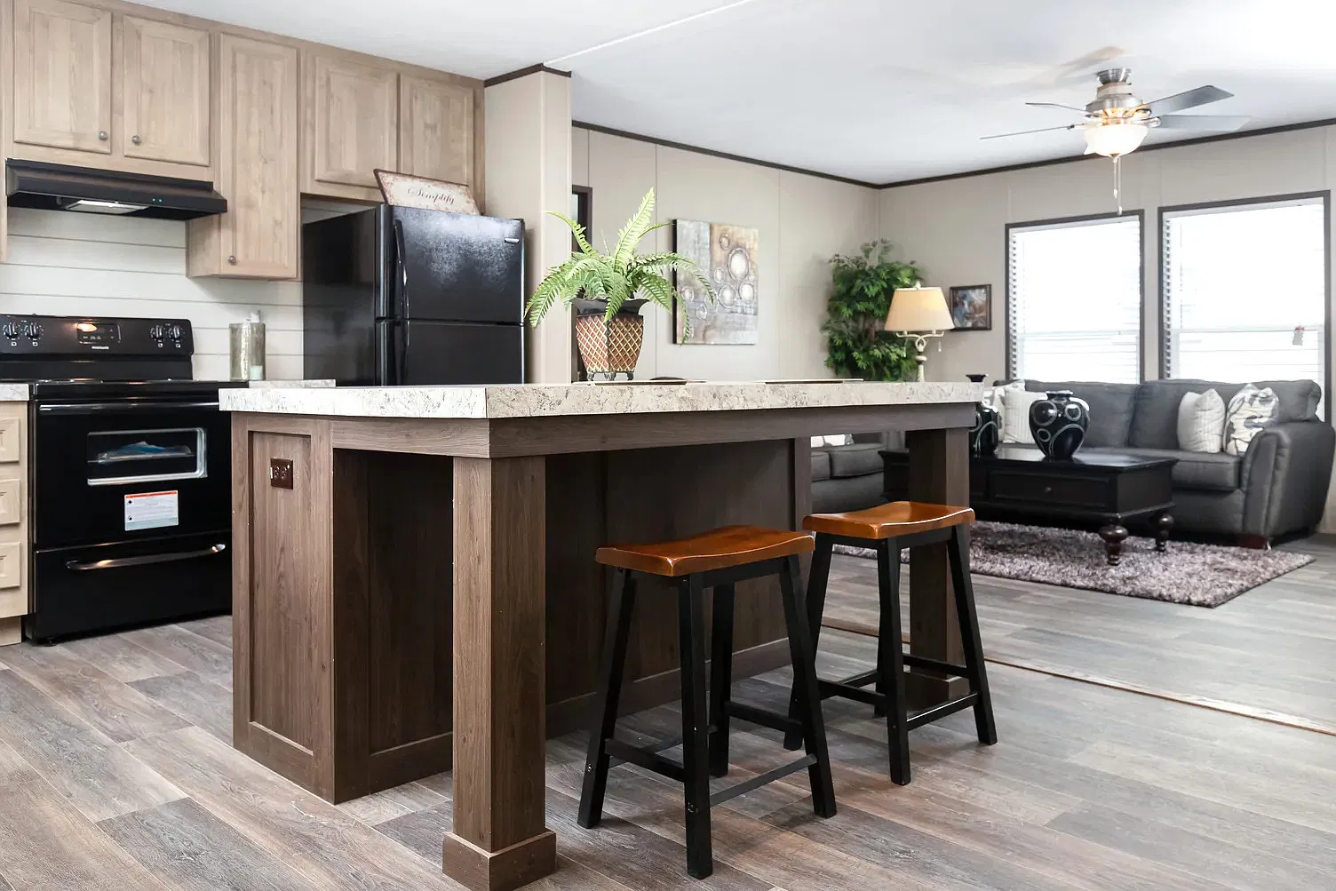 3 bed, 1568 sqft, $1,800 — Photo 4